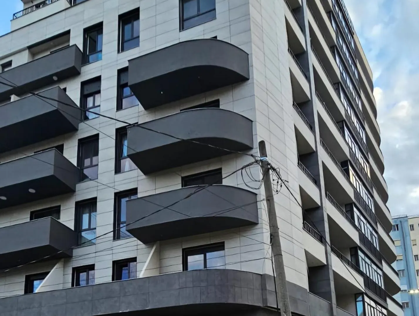 Tirana Apartment 5 Stars Kashari 0*,  Αλβανία